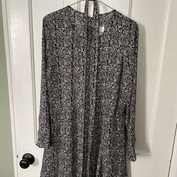NWT GAP - B&W Paisley Swing Shirtdress - Picture 1 of 4